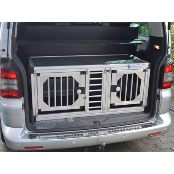 Individuelle Hundetransportbox/ Doppelbox für VW T5 Bus Multivan (Individualbau 74)