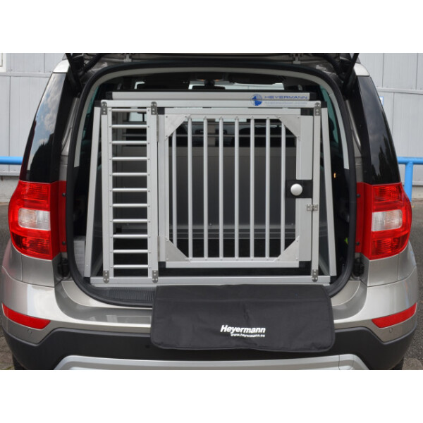 Hundetransportbox/ Einzelbox für Skoda Yeti mit variablen Ladeboden (Sonderbau 391)