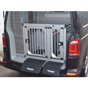 Individuelle Hundetransportbox/ Doppelbox für VW T5 Bus California (Individualbau 79)