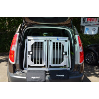 Hundebox/ Doppelbox für Skoda Roomster mit variablen Ladeboden (Sonderbau 40)