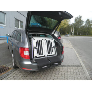 Hundebox/ Doppelbox für Skoda Fabia 2 Combi mit variablen Ladeboden (Sonderbau 37)