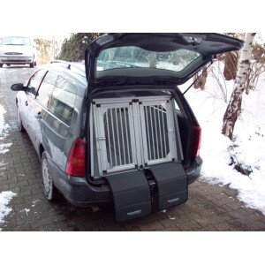 Hundebox/Doppelbox für Ford Focus Turnier 1....