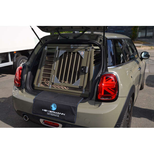 Hundebox für Mini Cooper 3. Generation F54/F55/F56/F57/F60 (Sonderbau 415)